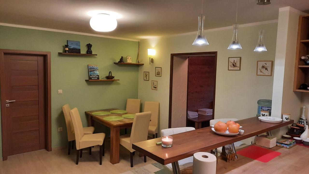 Aranypatak Apartmanhaz Szombathely Buitenkant foto