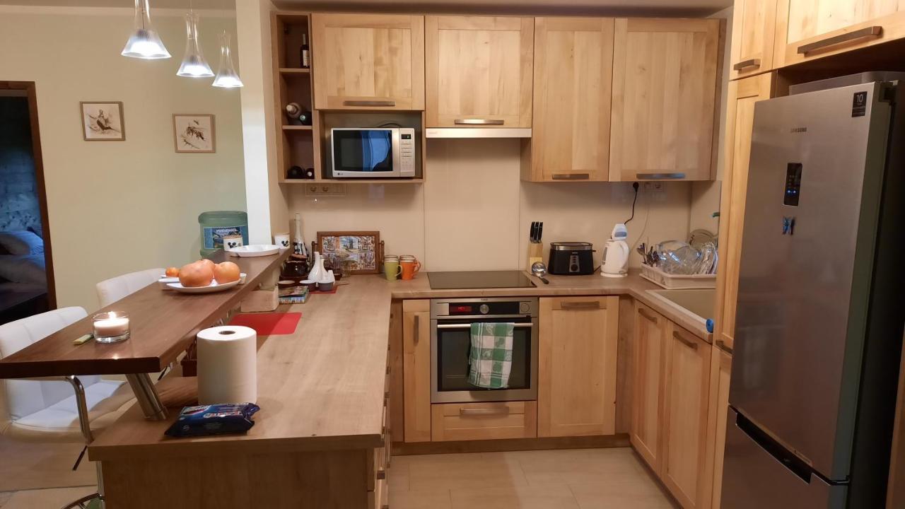 Aranypatak Apartmanhaz Szombathely Buitenkant foto
