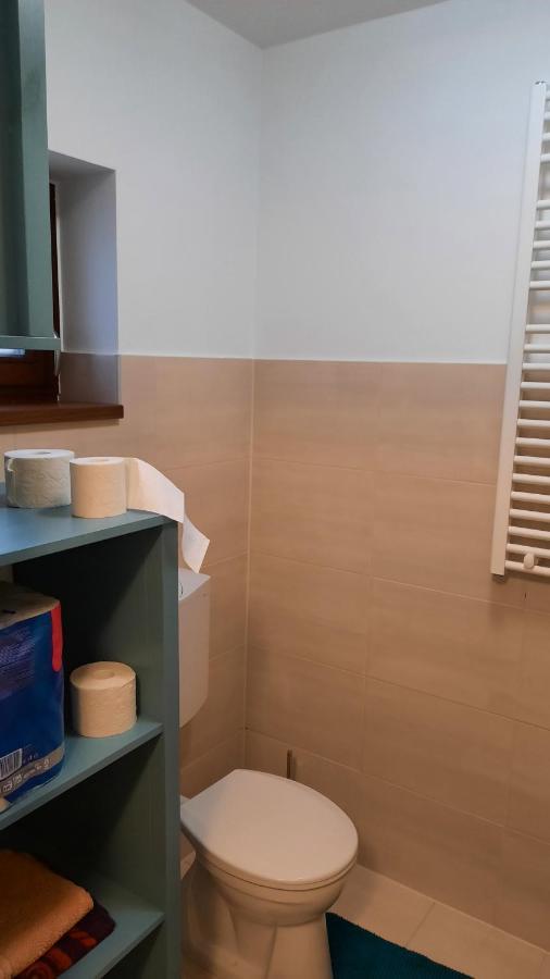 Aranypatak Apartmanhaz Szombathely Buitenkant foto